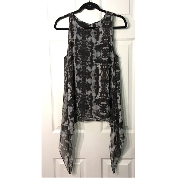 H&M Tops - NWT H&M asymmetrical Flowy grunge style tank Sz 4